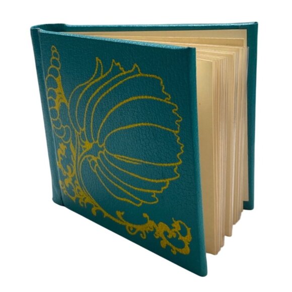 Vintage Small Photo Album Teal Shell Cover by C.R. Gibson - Picture 5 of 5